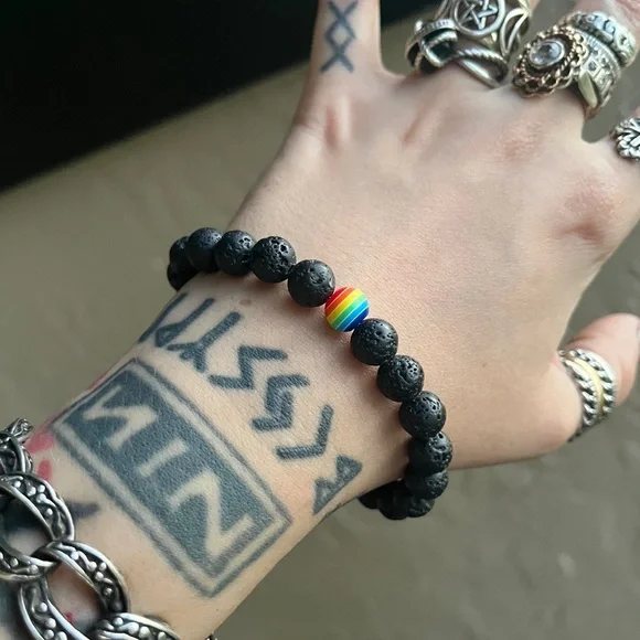 🔴 SALE ! red dot items are 2 for $25 . Bundle more than 3 and its $10 each 🙂 - Picture 5 of 9